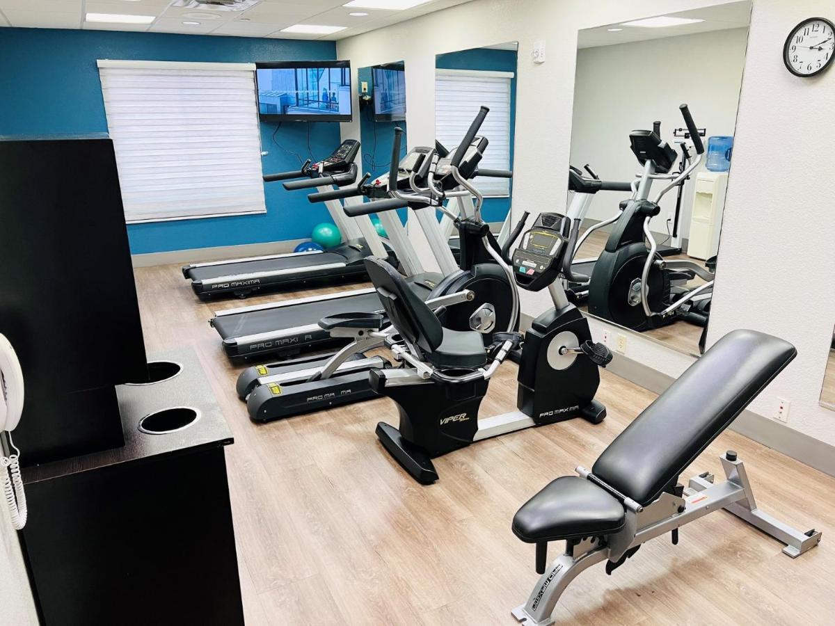 Holiday Inn Express & Suites Houston East - Baytown, An Ihg Hotel מראה חיצוני תמונה